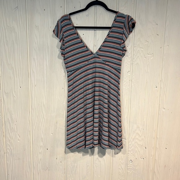 Wild Fable Sleeveless V Neck Dress Flutter Sleeve Medium - Picture 1 of 9